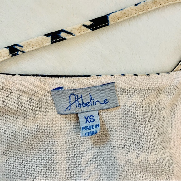 Abbeline Strappy Graphic Tank - Picture 6 of 7